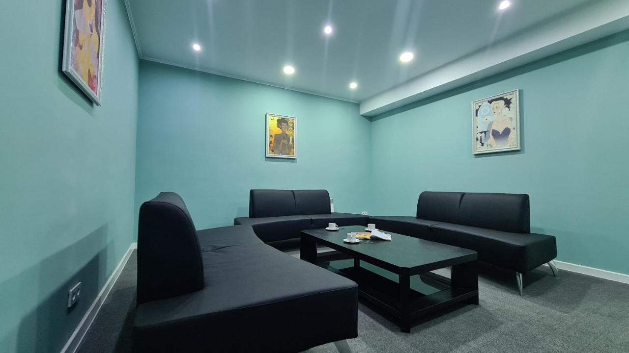 Cryptohotel.Club Almaty Bagian luar foto