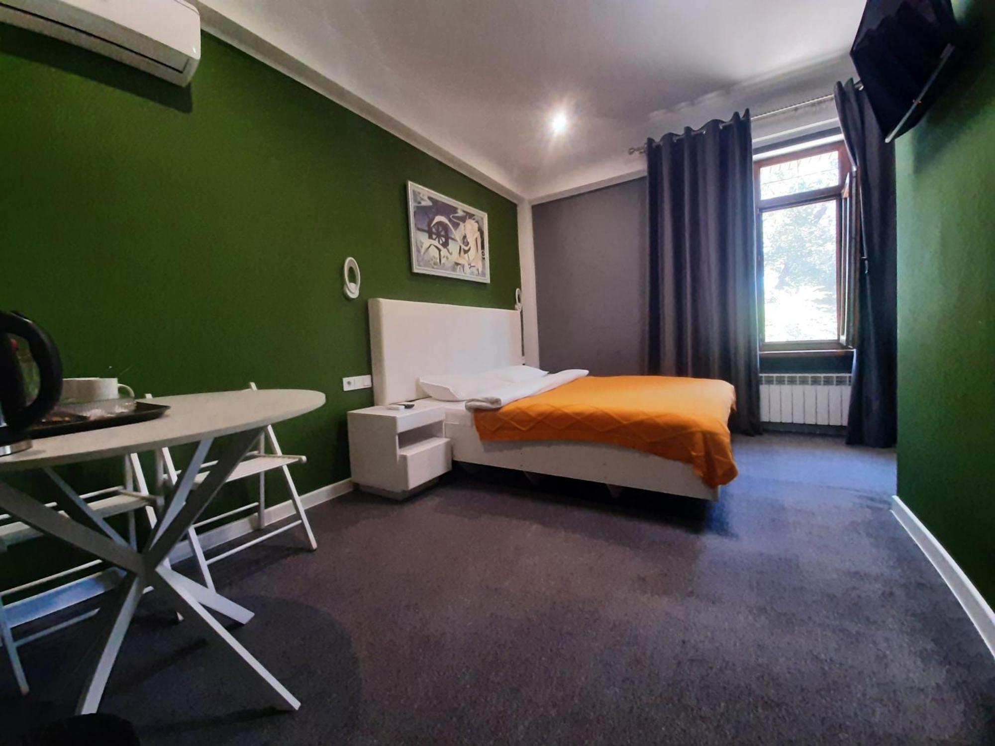 Cryptohotel.Club Almaty Bagian luar foto